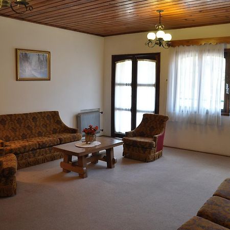 Hotel Vila Regina กังโปสดูจอร์เดา ภายนอก รูปภาพ