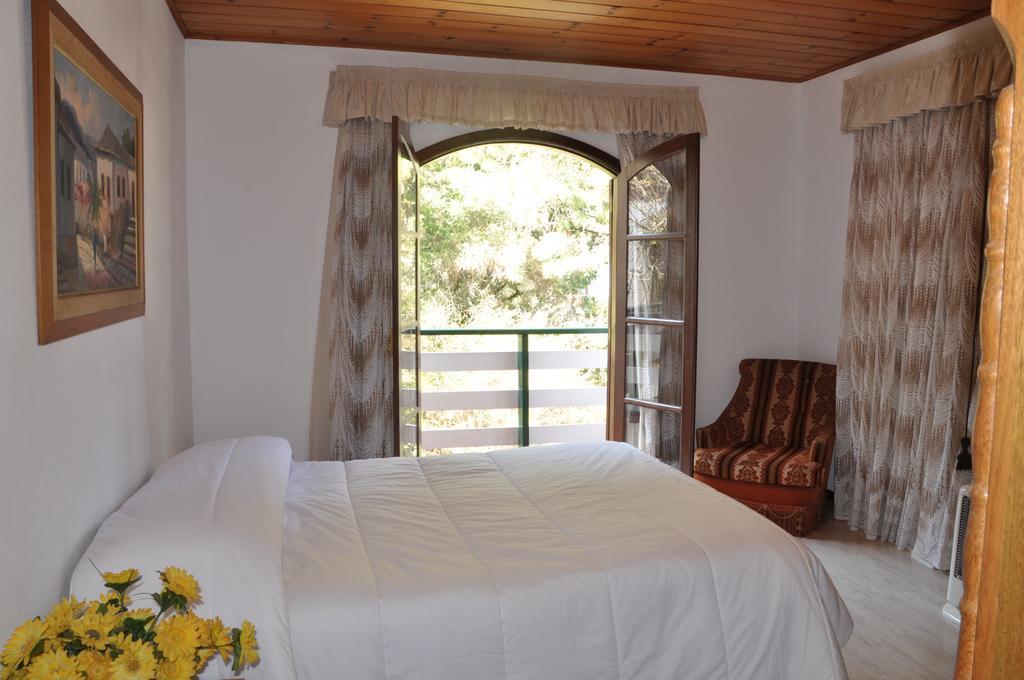 Hotel Vila Regina กังโปสดูจอร์เดา ภายนอก รูปภาพ