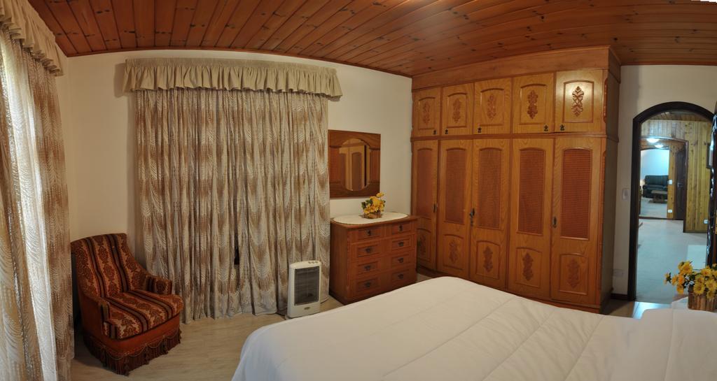 Hotel Vila Regina กังโปสดูจอร์เดา ภายนอก รูปภาพ