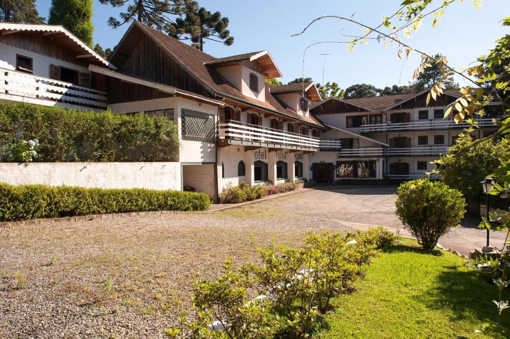 Hotel Vila Regina กังโปสดูจอร์เดา ภายนอก รูปภาพ