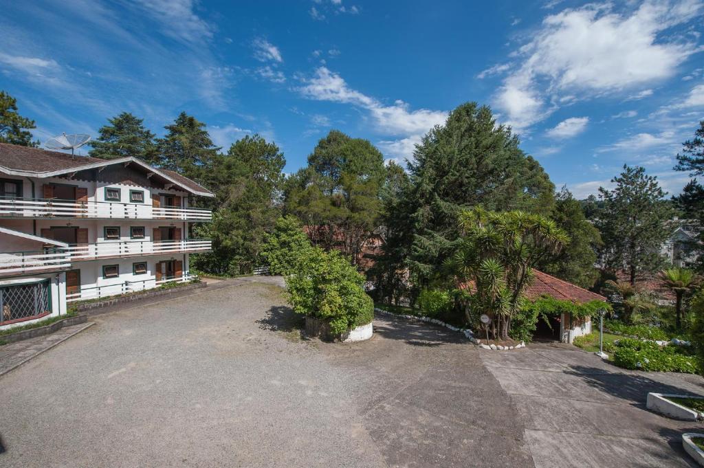 Hotel Vila Regina กังโปสดูจอร์เดา ภายนอก รูปภาพ