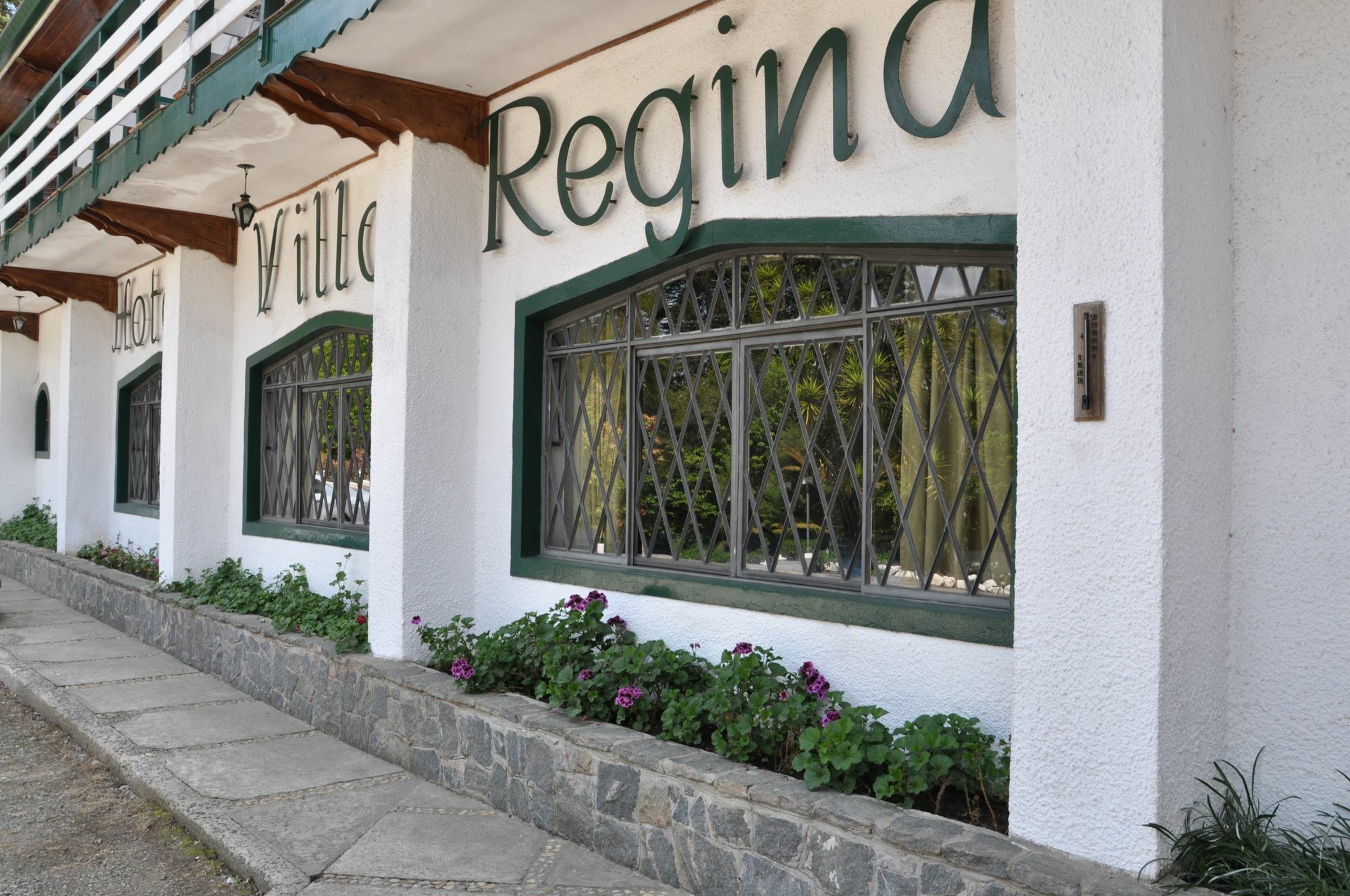 Hotel Vila Regina กังโปสดูจอร์เดา ภายนอก รูปภาพ